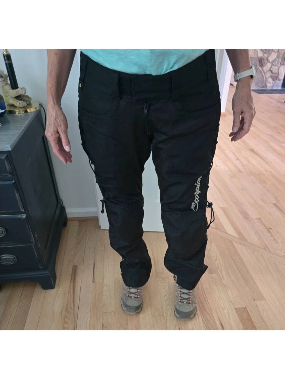 Scorpion womens motorcyle pants with extra liner Size XL.